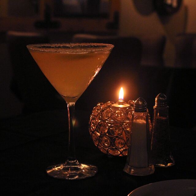 A signature Luna Bella martini.